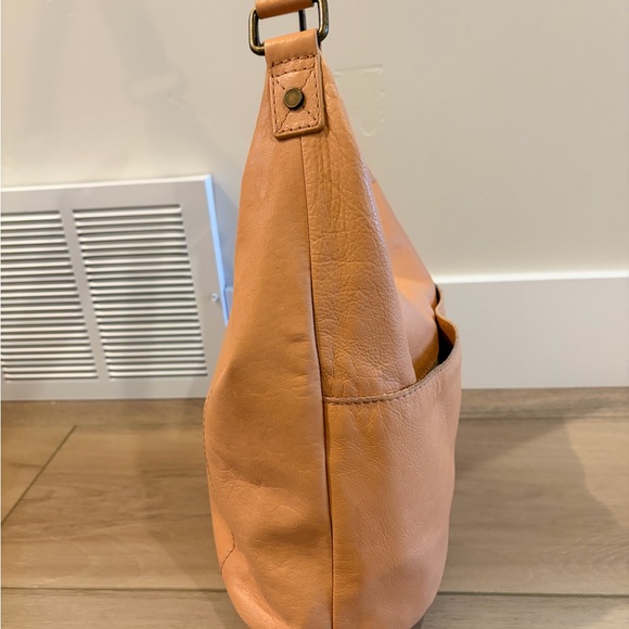 American Leather Co Carrie Caramel Brown Leather Hobo Bermuda Vintage Bag - Picture 5 of 13